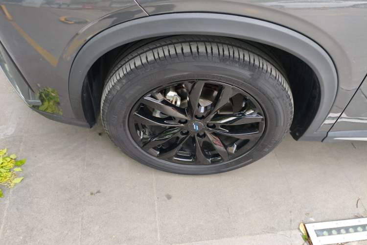 Used CHANGAN OSHAN X5 PLUS 2023 Revised Version 1.5T DCT Navigation Edition