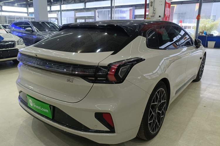 Used Zeekr 001 2025 ME Version 100 kWh All-Wheel Drive
