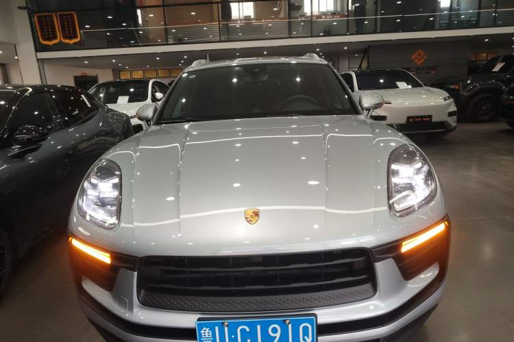 Used Porsche Macan 2022 Macan 2.0T