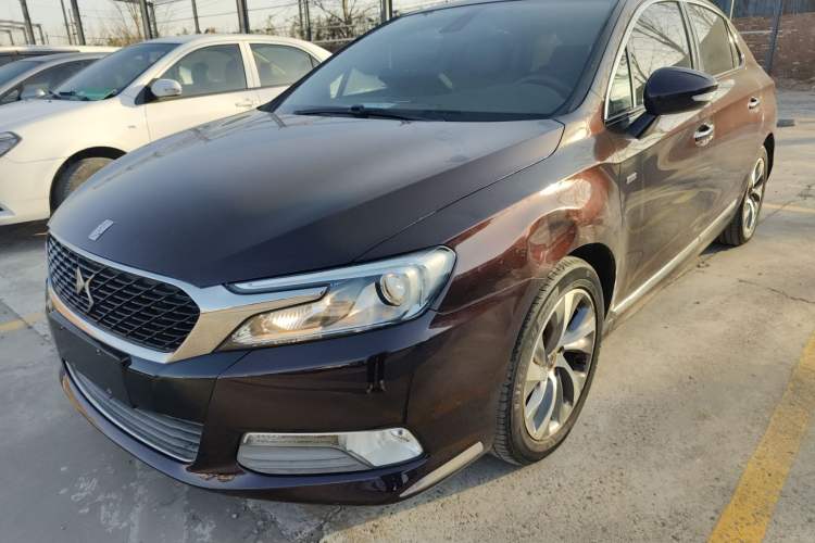 Used DS 5LS 2014 1.6T Luxury Edition THP160