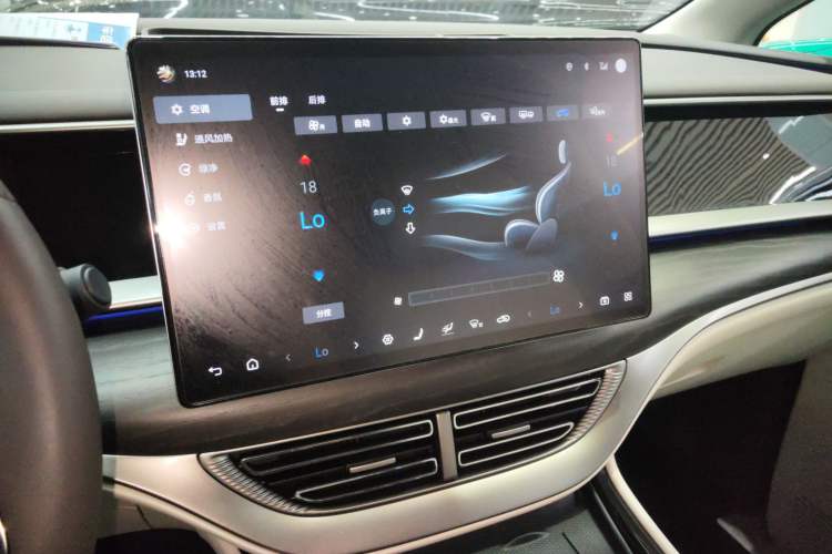 Used Denza D9 2024 DM-i 980 Four-Wheel Drive Prestige Model