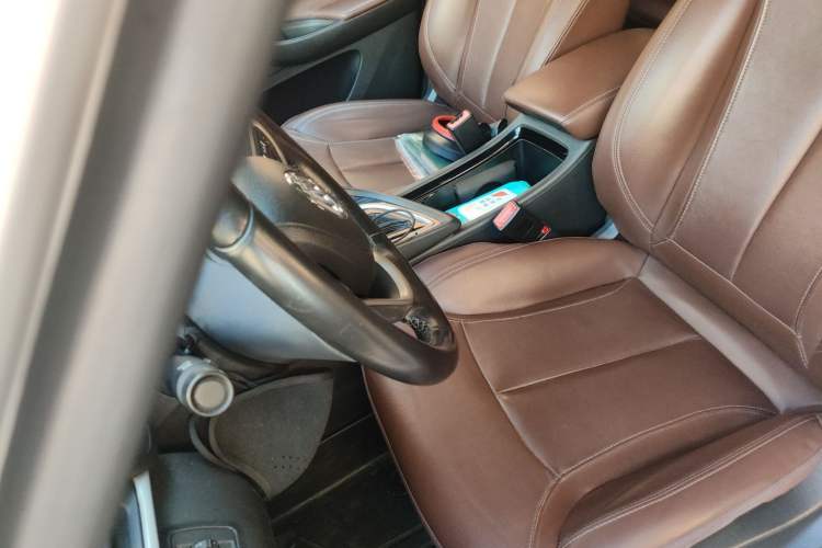 Used Buick GL6 2019 18T 6-Seater Connected Luxury Version China VI Standard Left Front Seat