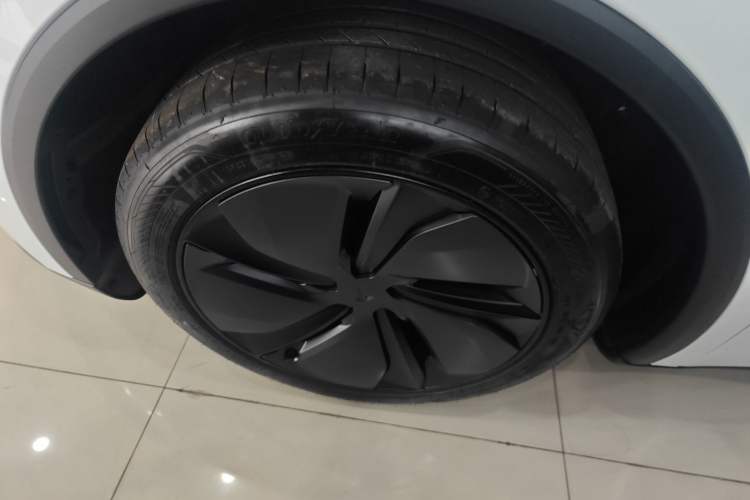 Used Tesla Model Y 2026 Rear-Drive Model
