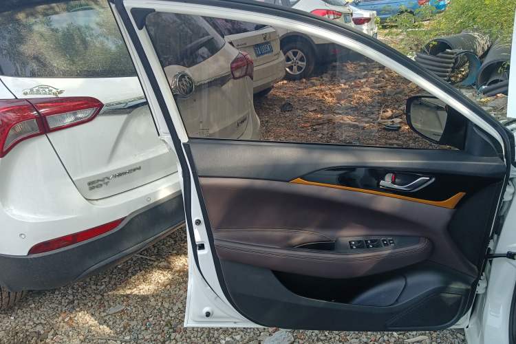 Used Changan Eado DT 2019 1.6L Automatic Smart Enjoyment Model China VI Standard
