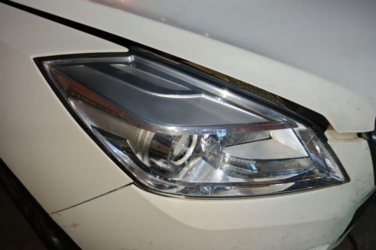 Used BAIC Senova X65 2015 2.0T Automatic Elite Model
