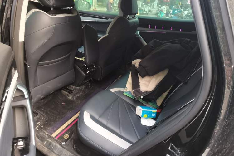 Used Geely Auto FX11 2023 1.5TD DCT Glory Edition Left Rear Seat