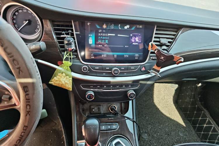 Used Buick Verano 2018 Sedan 20T Dual-Clutch Leading Model
