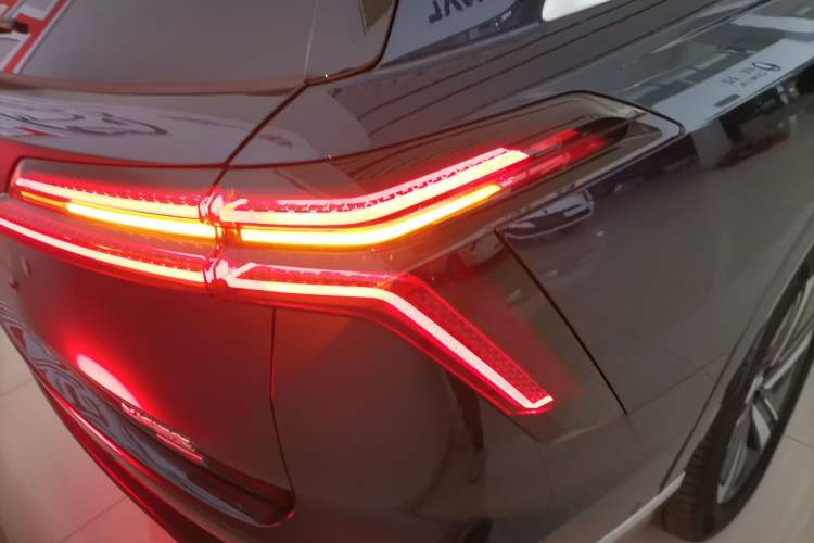 Used Wey Lanshan 2025 Four-Wheel Drive Max
