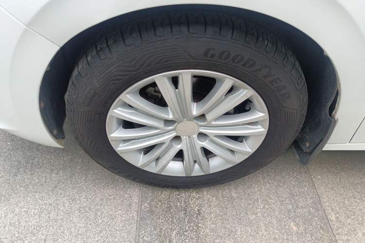 Used Peugeot 301 2016 1.6L Automatic Comfort Edition
