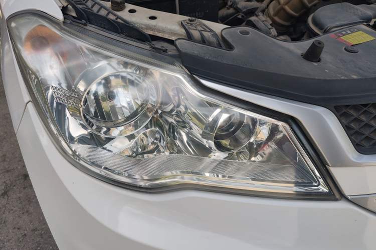 Used Wuling Hongguang 2015 1.5L S1 Standard China V-Emission Standards
