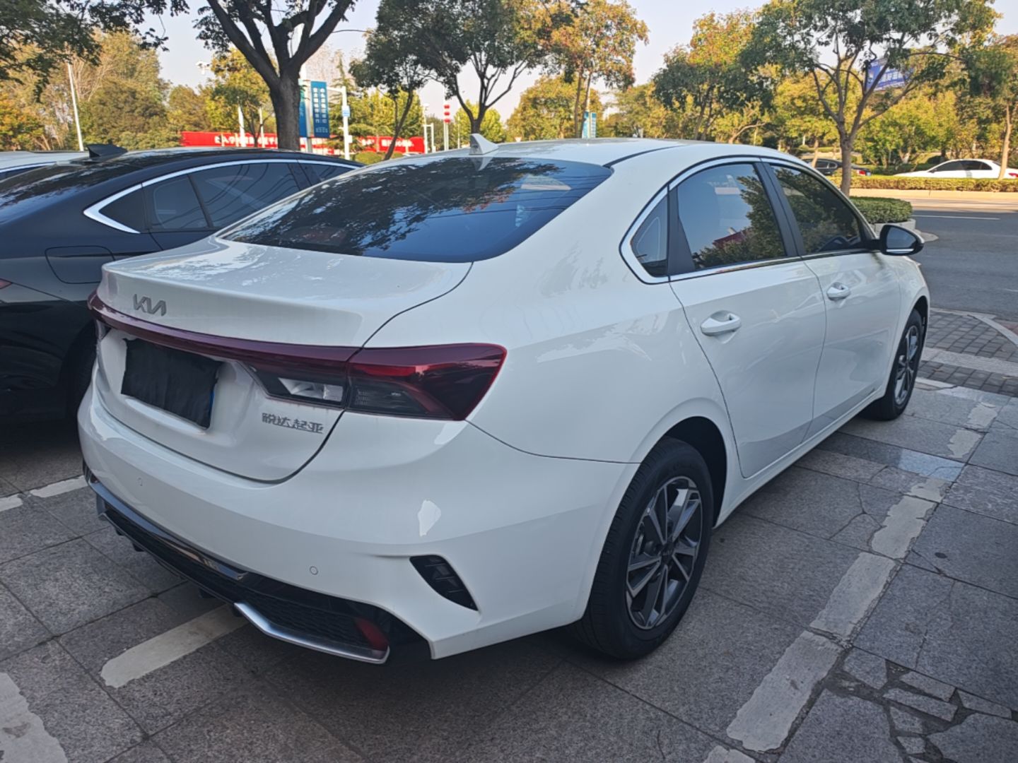 Kia K3 2024 1.5L CVT Comfort Plus Edition — снимка 6