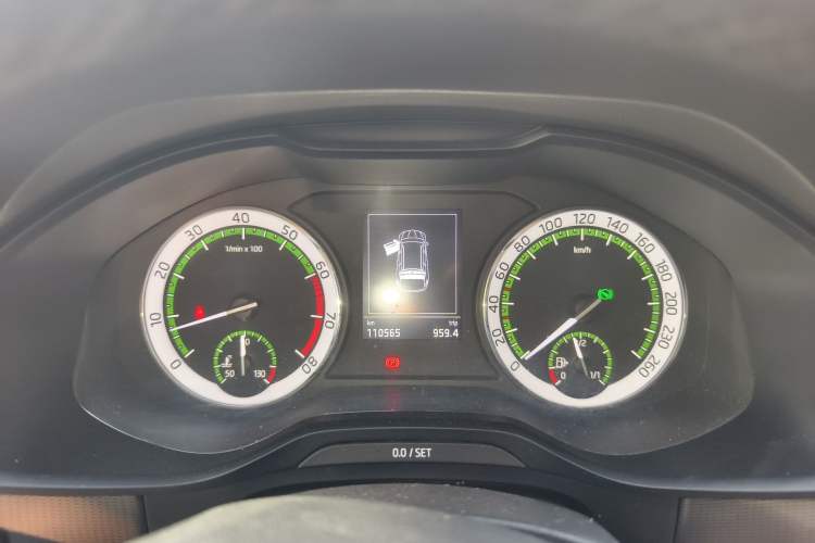 Used Skoda Kodiaq 2017 TSI330 5-Seat Two-Wheel Drive Luxury Edition Instrument Cluster