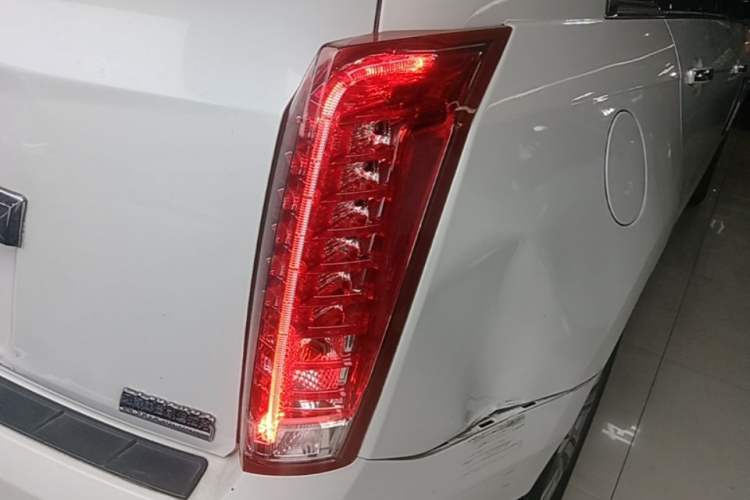 Used Cadillac SRX 2013 3.0L Comfort Model
