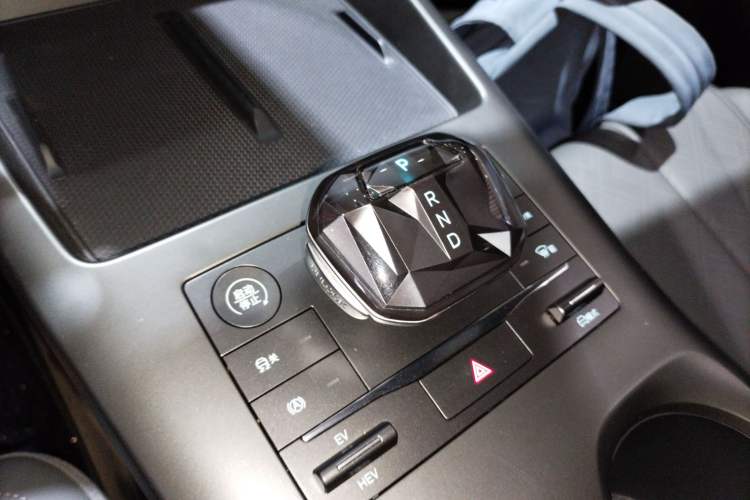 Used BYD Qin PLUS 2025 DM-i Smart Drive 55KM Leading Model