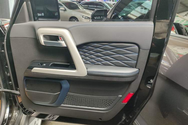 Used BAIC Off-Road BJ40 2024 2.0T Urban Hunter Honor Edition