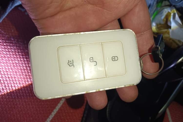 Used BYD Yuan New Energy 2018 EV360 Smart Connected Cool Model