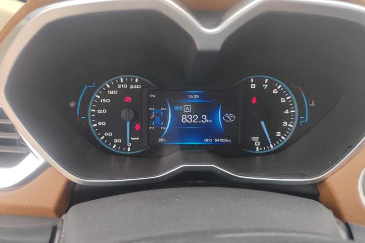 Used Soueast DX7 2015 1.5T Manual Luxury Model