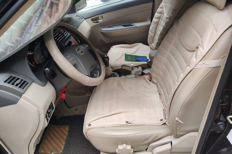 Used BYD L3 2011 New Fengchang Edition 1.5L Manual Luxury Model
