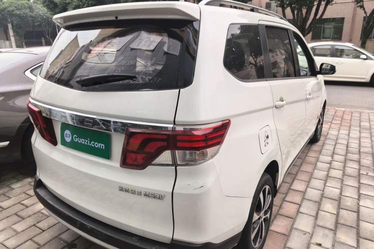 Used Venucia M50V 2019 1.5L Manual Comfort Edition
