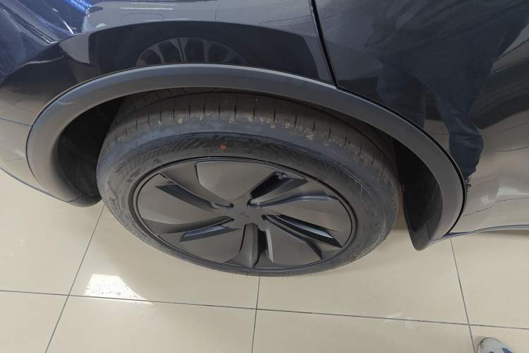 Used Tesla Model Y 2026 Rear-Drive Model