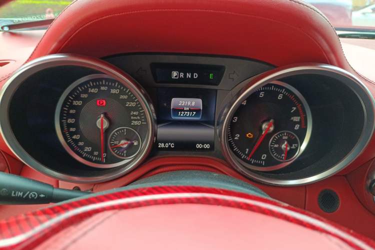 Used Mercedes-Benz SLK-Class 2011 SLK 200 Fashion Model