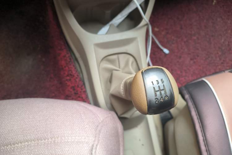 Used Nissan Livina 2013 1.6XE Manual Comfort Edition
