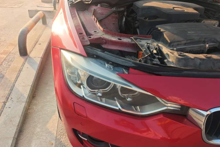 Used BMW 3 Series 2013 320Li Fashion Model
