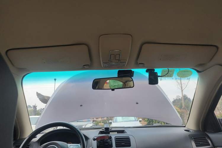 Used Lotus L5 2011 Sedan 1.6L Automatic Fashion Navigation Edition