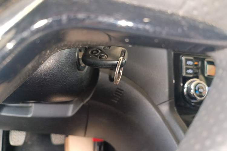 Used Haval H6 2016 Upgraded Model 1.5T Manual Two-Wheel Drive Value Edition
