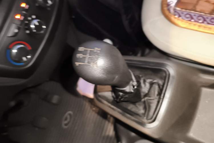 Used Wuling Rongguang S 2021 1.2L Base Model 7-Seater LSI Gear Lever