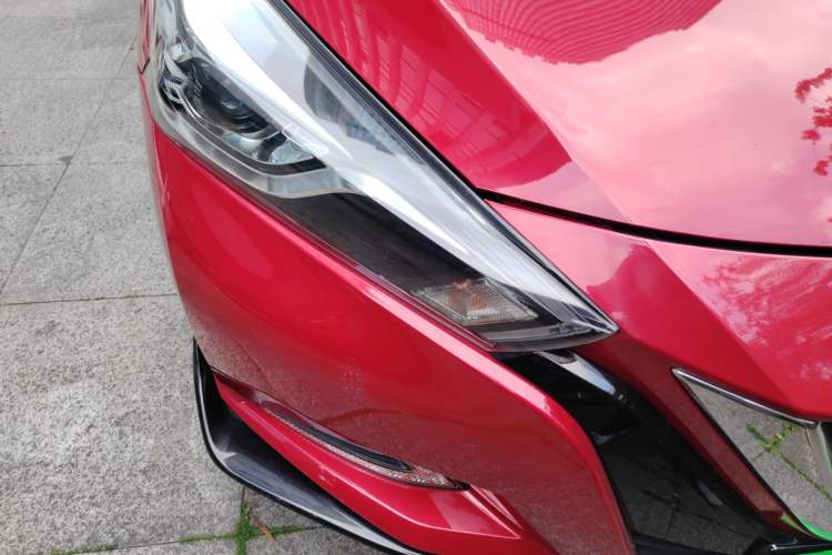 Used Nissan Lannia 2020 1.6L CVT Smart Connect Smart Cool Edition Right Front Headlight