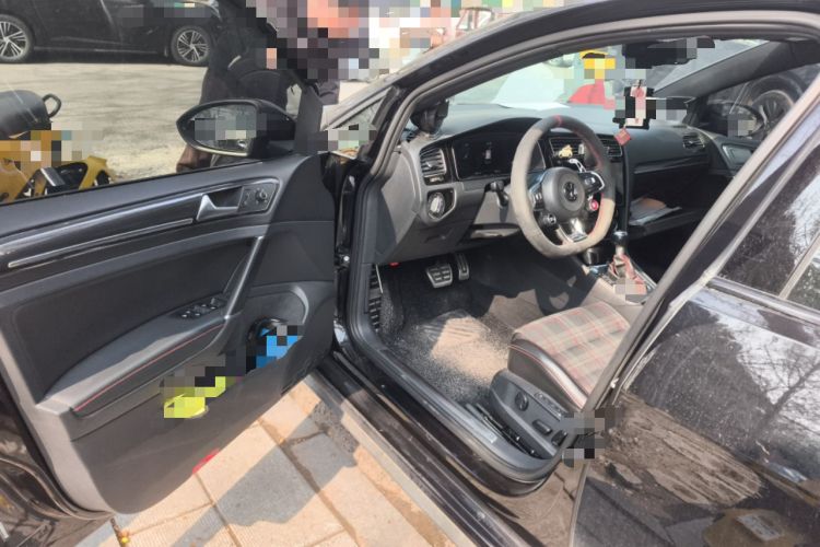 Used Volkswagen Golf GTI 2018 2.0 TSI GTI Driver Seat