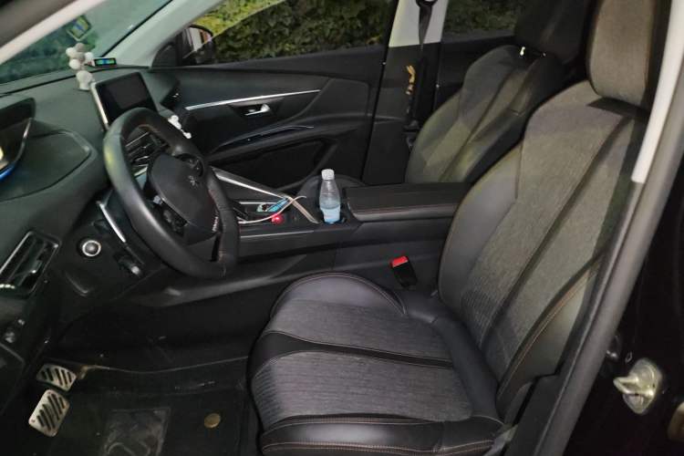 Used Peugeot 5008 2017 350THP 7-Seater Elite Edition
