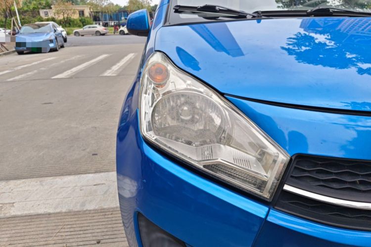 Used Suzuki Alto 2013 1.0L Automatic Luxury Model Right Front Headlight