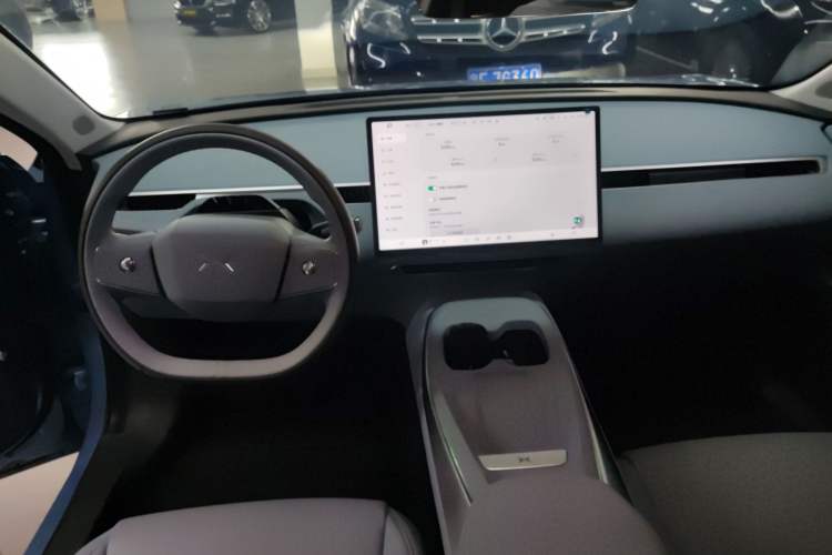 Used XPeng MONA M03 2024 620 with Ultra-Long Range
