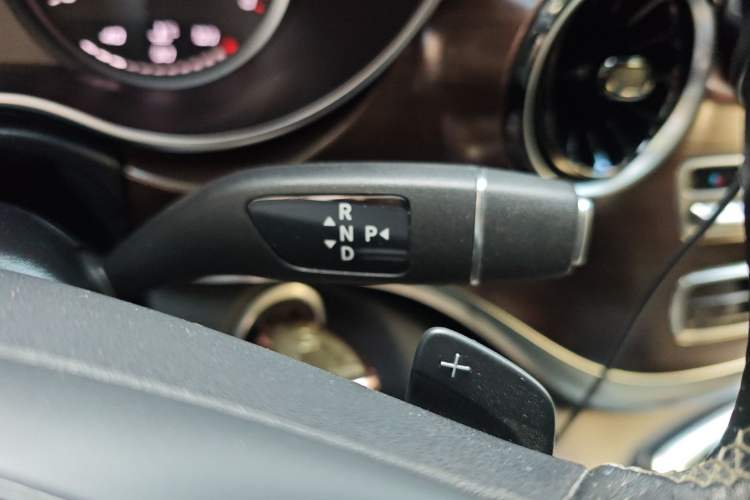 Used Mercedes-Benz V-Class 2021 V 260 Avantgarde Edition