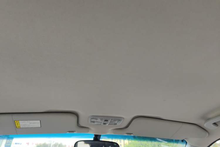 Used Great Wall Wingle 5 2023 2.4L Gasoline Two-Wheel-Drive Entry-Level Big Double Headliner