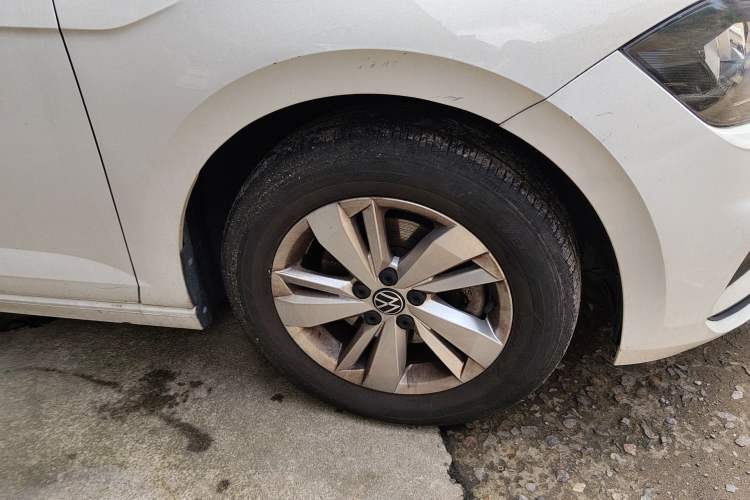 Used Volkswagen Polo 2022 Plus 1.5L Automatic Enjoy Life Edition Right Front Wheel Hub