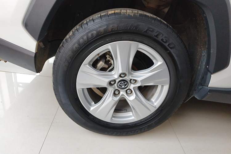 Used Toyota RAV4 2021 2.0L CVT Two-Wheel Drive Urban Edition
