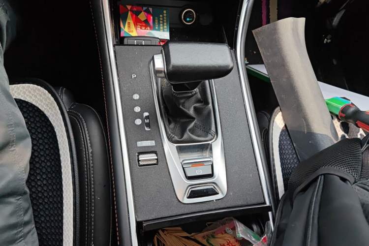 Used CHANGAN CS75 2021 Honor Million Edition 280T DCT Prestige Model Gear Lever