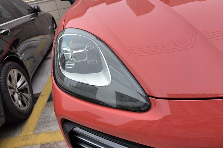 Used Porsche Cayenne 2019 Cayenne 3.0T Right Front Headlight