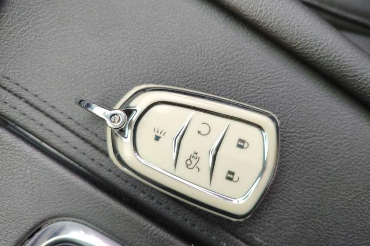 Used Cadillac XT5 2018 25T Luxury Model