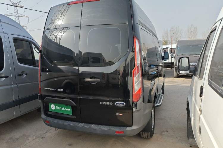 Used Ford Transit 2019 2.0T Diesel Multi-Purpose Commercial Vehicle Mid-Drive Mid-Roof 6-Seater China VI Standard
