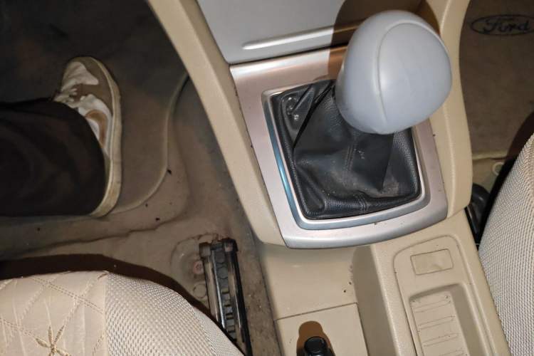 Used Ford Focus 2013 Sedan Classic 1.8L Manual Base Model