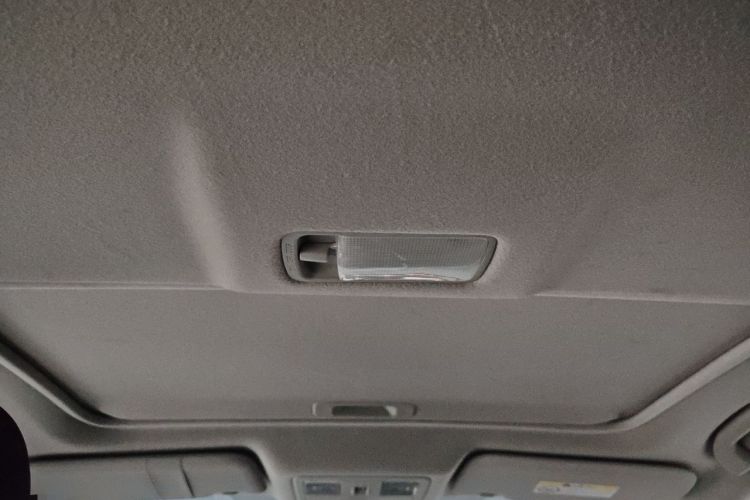 Used Nissan Tiida 2016 1.6L CVT Cool Dynamic Edition Headliner