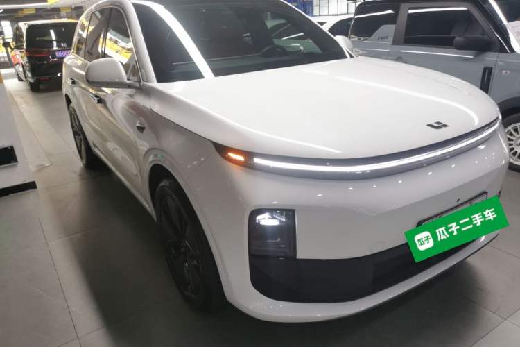 Used Li Auto L6 2024 Pro Model Front Right 45 Deg