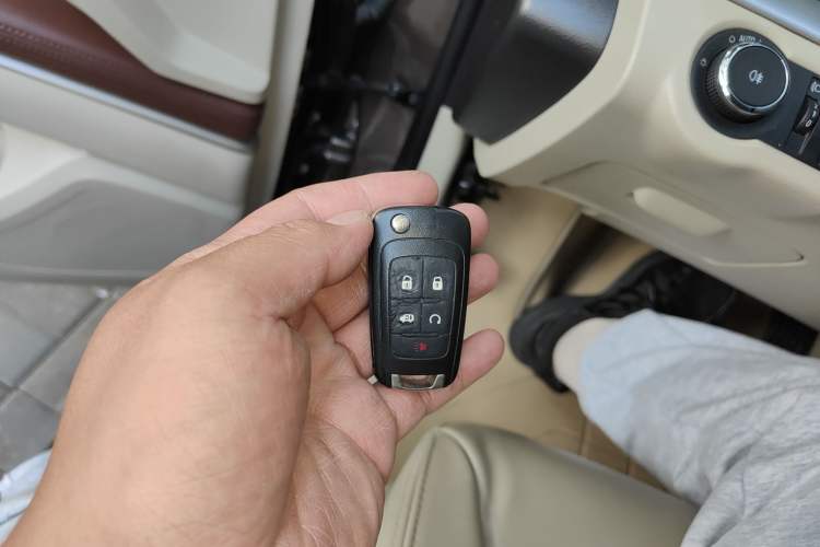 Used Buick GL8 2017 25S Luxury Version China V Standard
