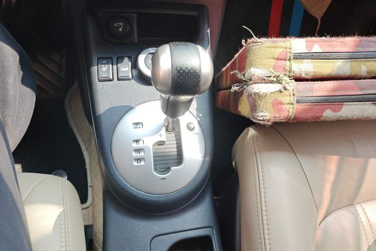 Used Nissan X-Trail 2012 2.5L CVT Luxury Edition 4WD
