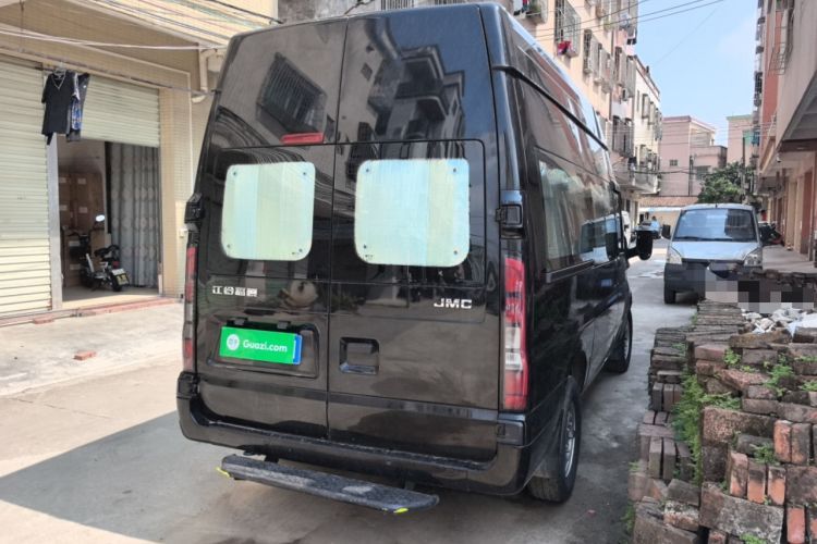 Used JMC Fushun 2022 2.0T Manual Multi-Function Passenger Vehicle Mid-Roof 6-7 Seater
