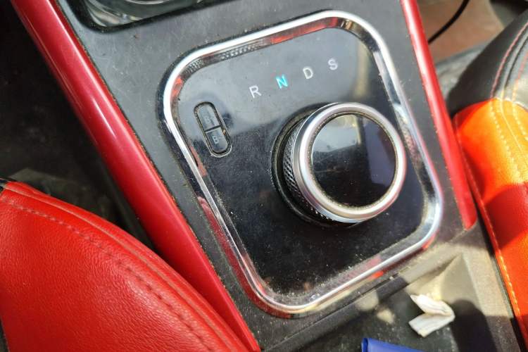 Used BAIC New Energy EX 2018 EX360 New Style Edition Gear Lever